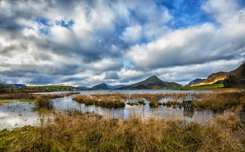 Kostenloses Stock Foto zu berge, blauer himmel, landschaft