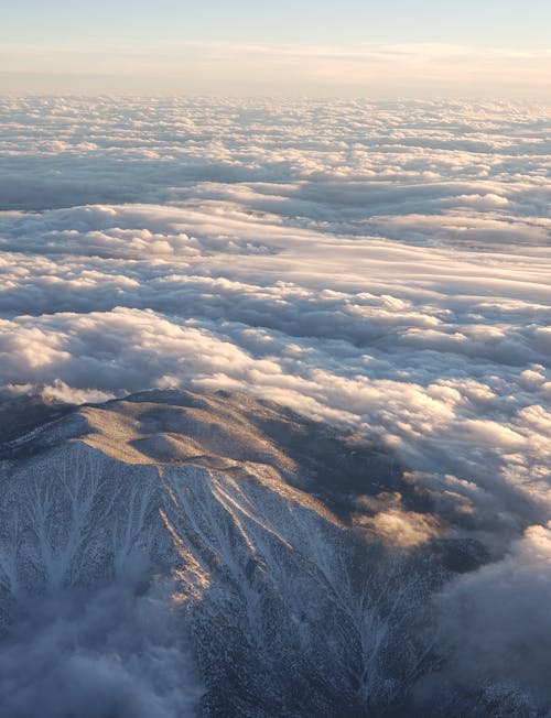 ドローン撮影, 垂直ショット, 白い雲の無料の写真素材