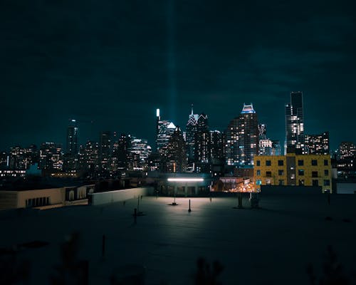 城市, 塔樓, 夜間 的 免費圖庫相片