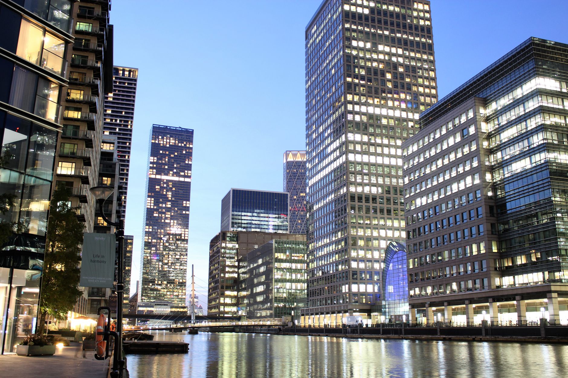 Goldman Sachs with a reality check on AI: Fears of disruption will hang over growth stocks for years