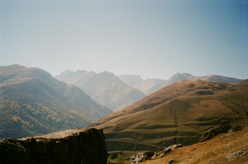 Free Tranquil mountain view in North Ossetia, showcasing rolling hills and natural beauty. Stock Photo