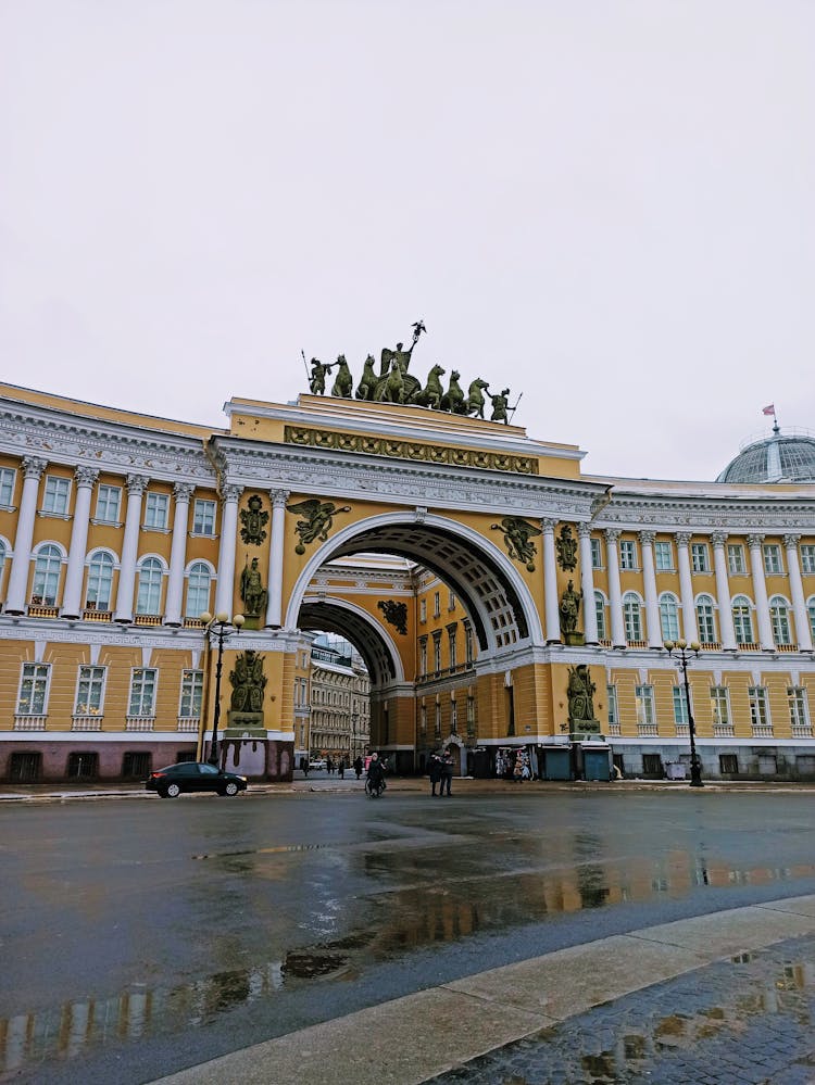 The General Staff Building In Russia