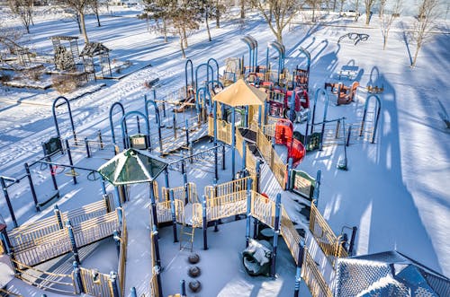 Kostnadsfri bild av lekplats, park, snö