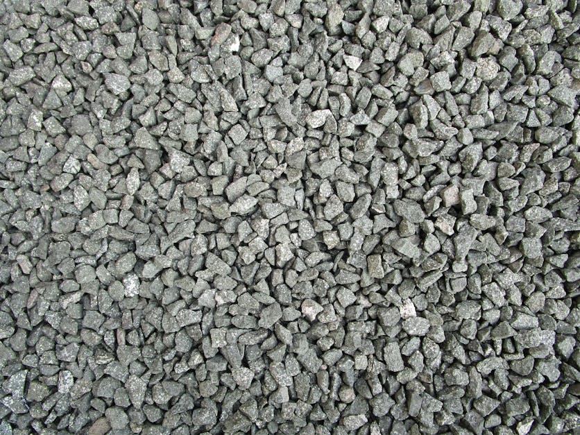 How much weight is a cubic yard of gravel