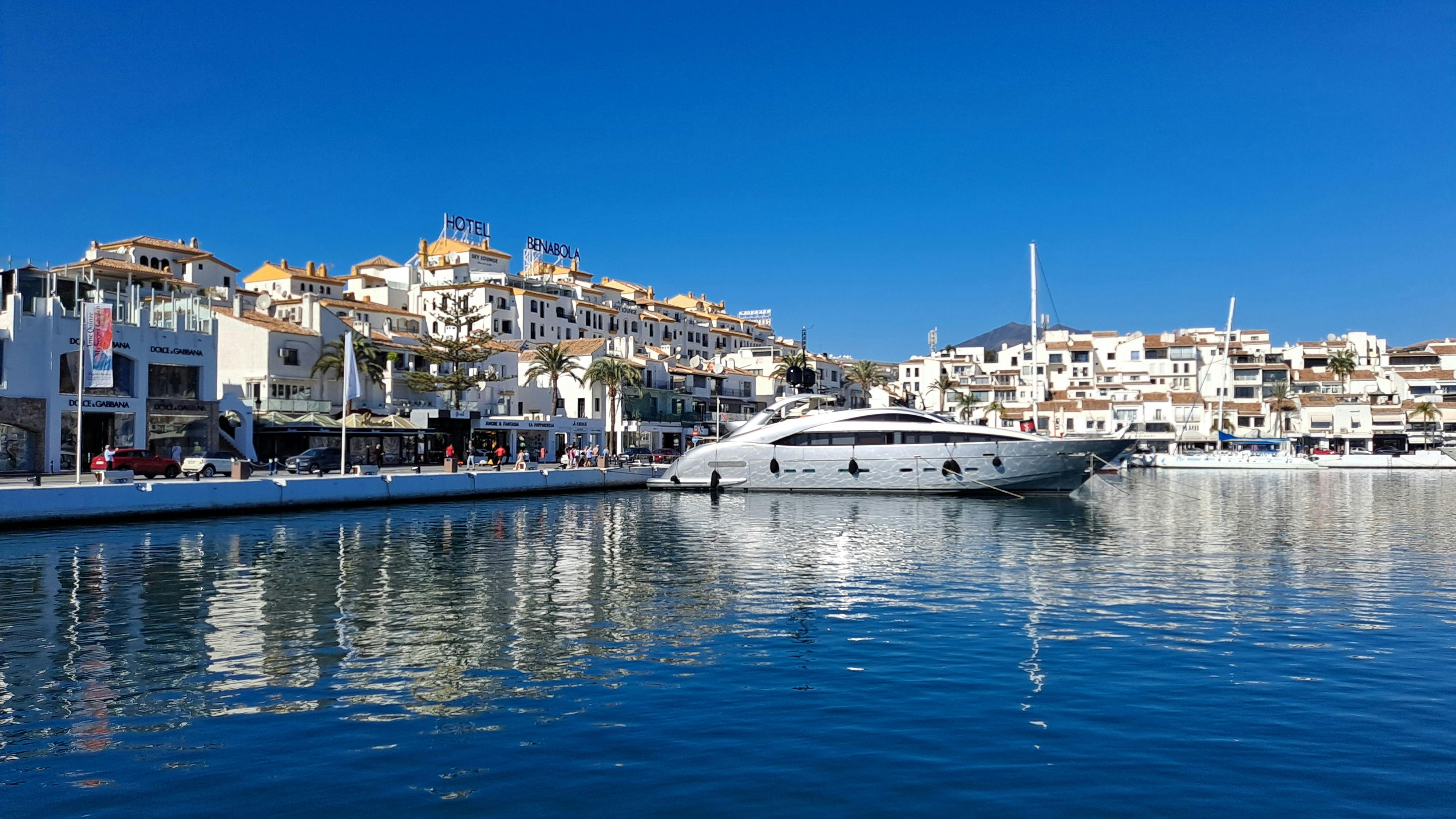 Group of people exercising outdoors, embracing a healthy ketogenic lifestyle