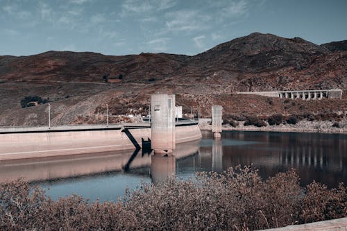 無料 ダム, ブリッジ, 反射の無料の写真素材 写真素材