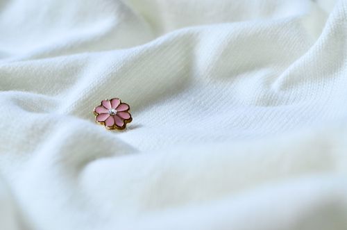 Free stock photo of earring, flower, pink Stock Photo