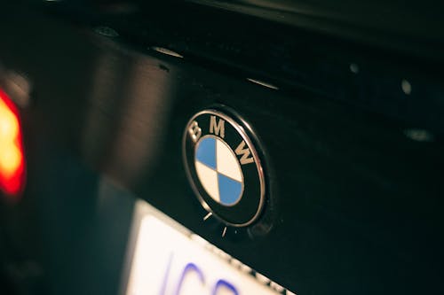 Immagine gratuita di avvicinamento, BMW, emblema