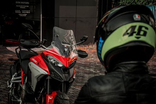 Kostnadsfri bild av cyklist, ducati, dyr