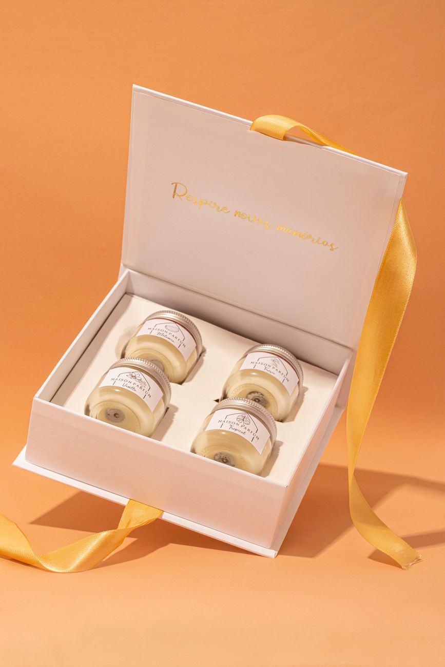 Elegant candle gift set in a luxury box, perfect for special occasions and thoughtful gifting.