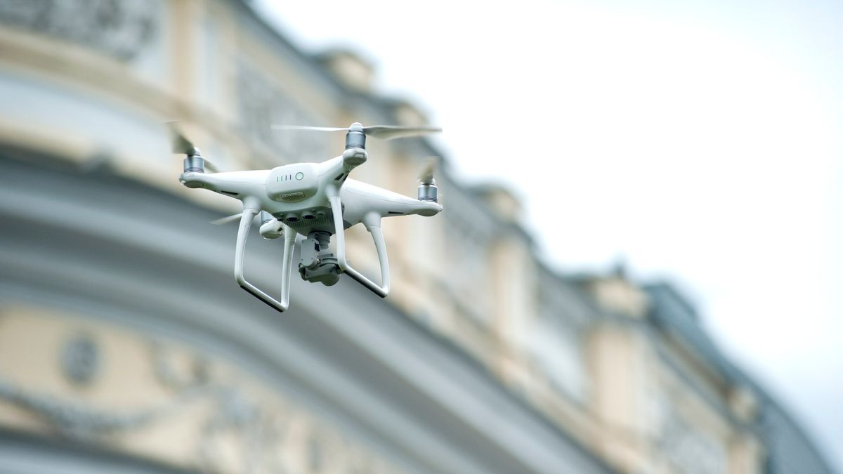 Comparatif des drones hybrides pour vlogging en 2026
