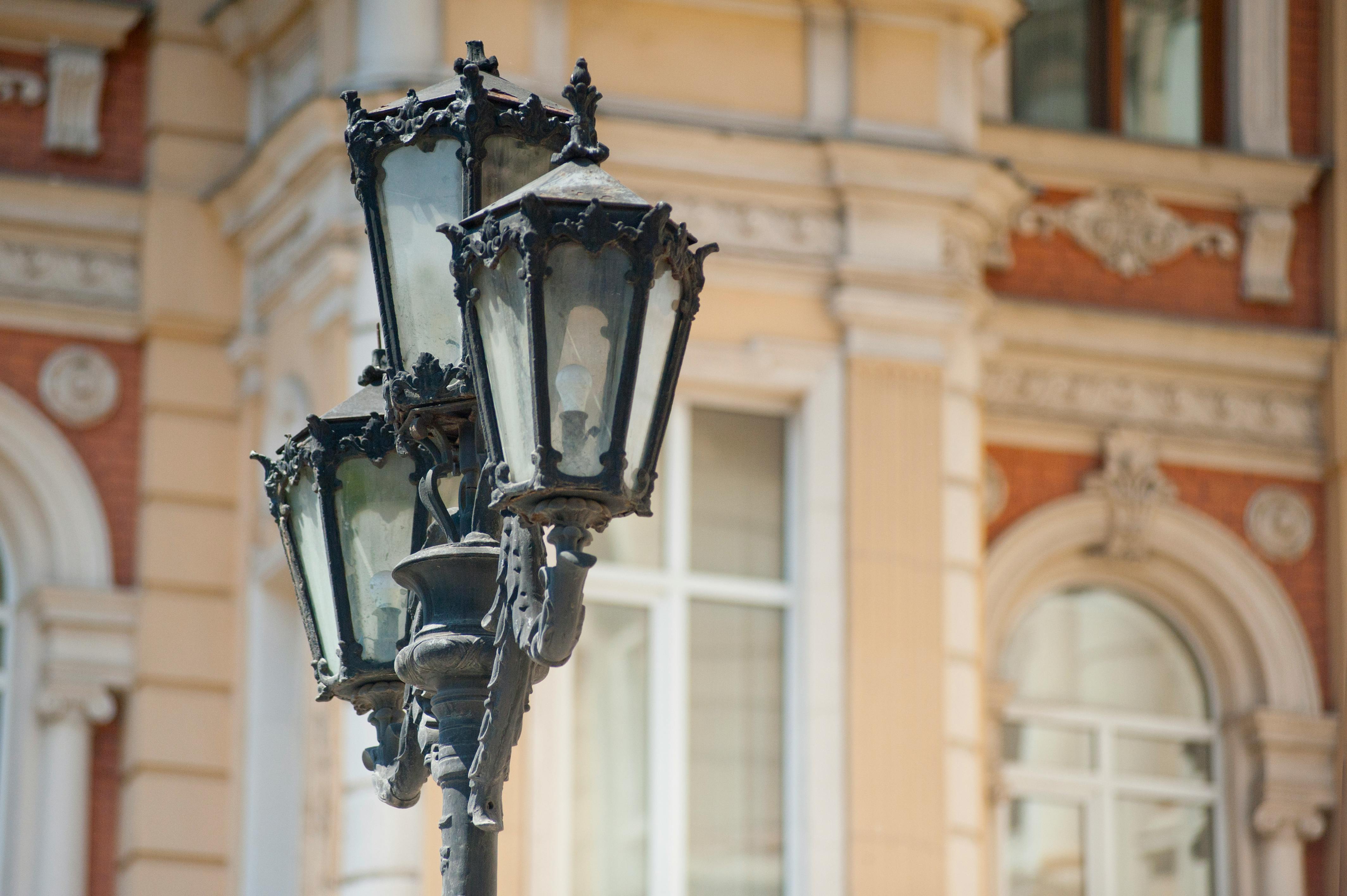 light for light post