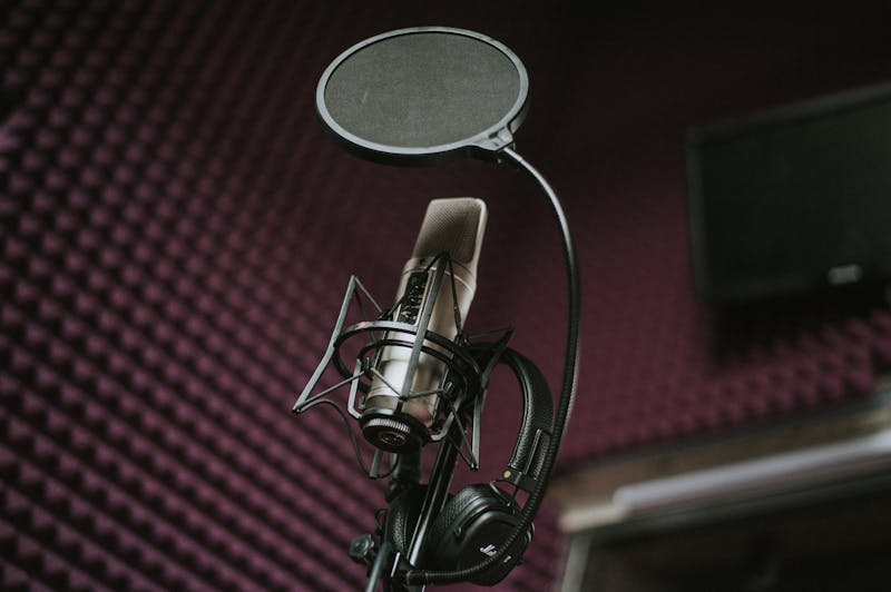 Voice-over recording booth
