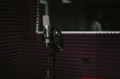 Free A Microphone Inside a Studio Stock Photo