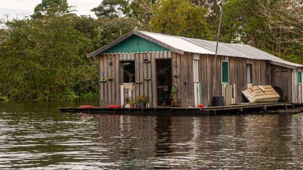 Floating lodge on Rio Negro — Amazon — Brazil