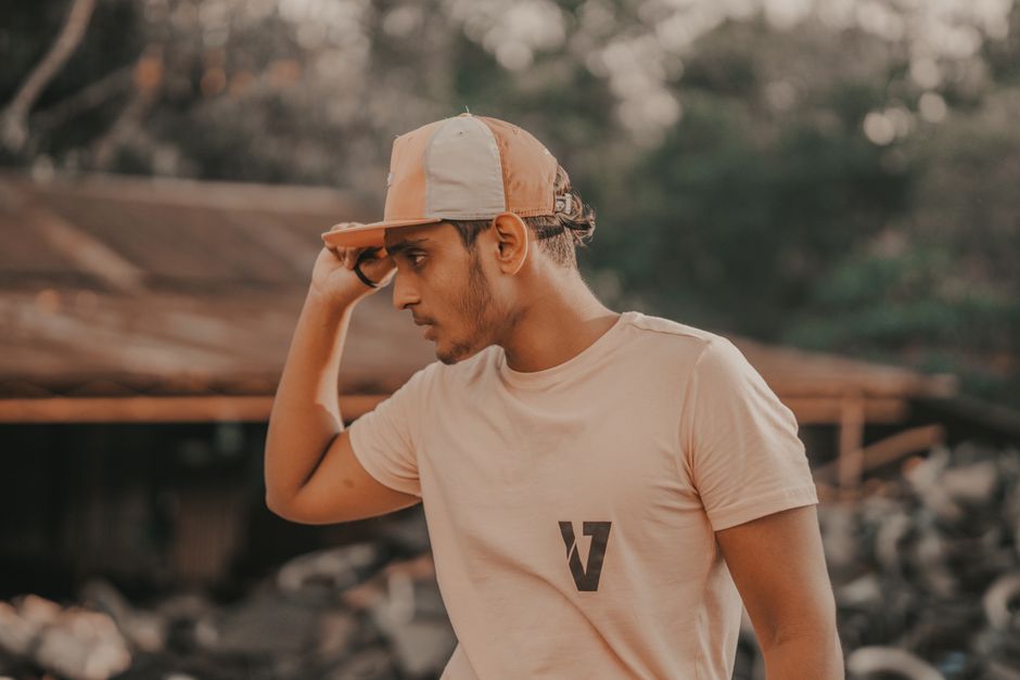 Bulk Custom Caps for Thai Streetwear and Fashion Brands
