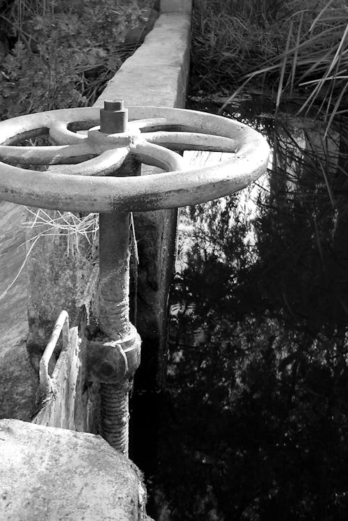 Free stock photo of irrigation, sluice gate, vintage