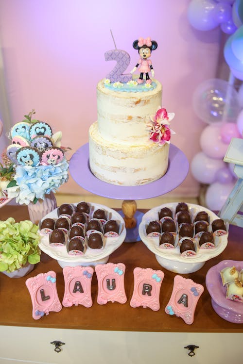 Free Minnie Mouse Themed Cake Stock Photo