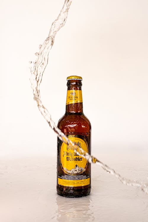 Foto d'estoc gratuïta de ampolla de cervesa, beguda alcohòlica, fotografia de productes