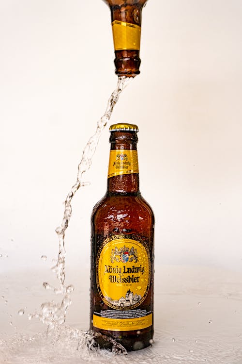 Foto d'estoc gratuïta de ampolla de cervesa, beguda alcohòlica, fotografia de productes