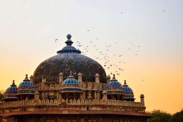 Dome Of The Tomb Of Isa Khan In Dheli 