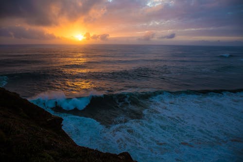 Бесплатное стоковое фото с вода, волны, восход