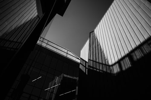 Free Grayscale Photo of a Building Stock Photo