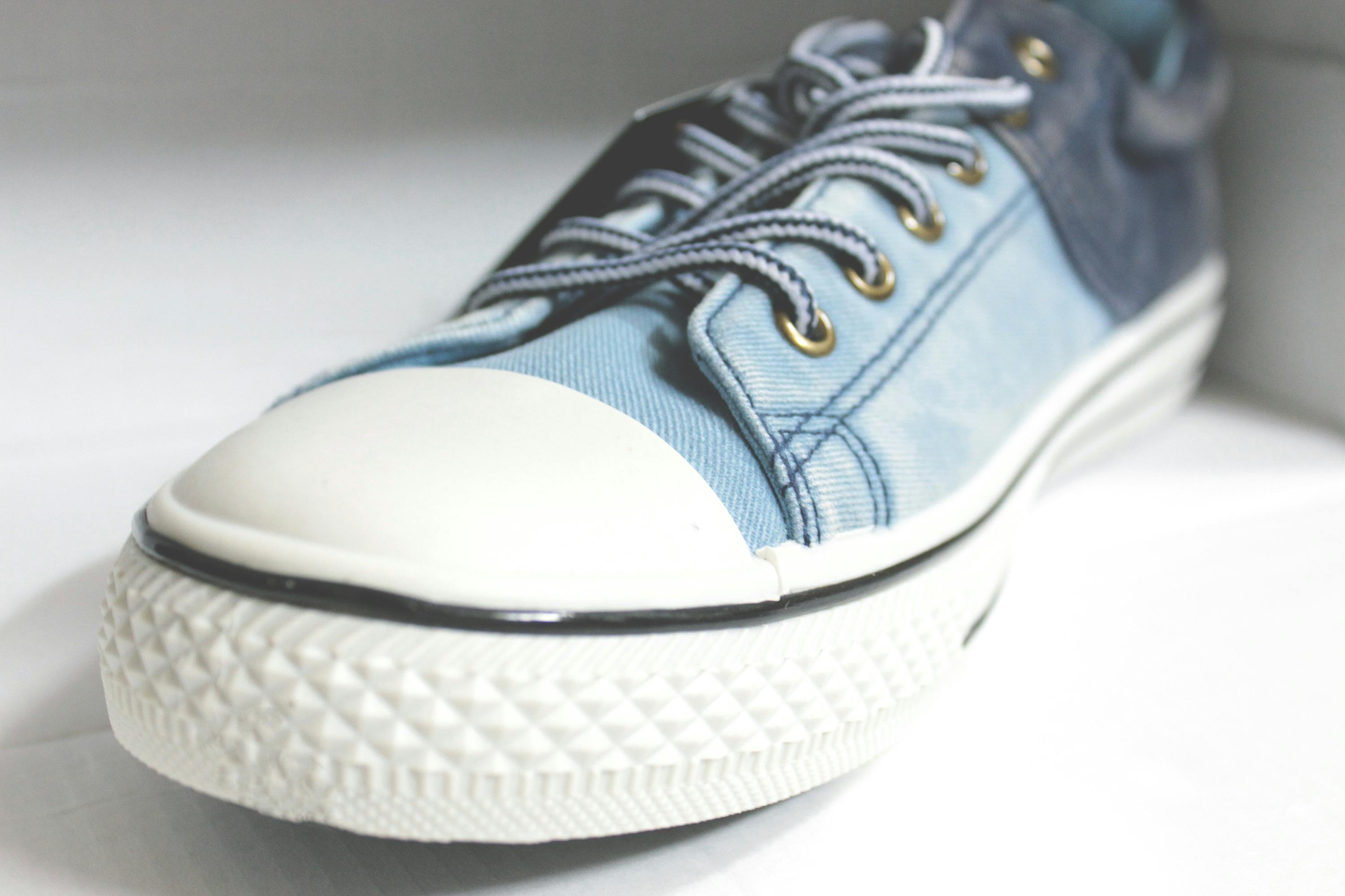 Free stock photo of blue jeans, canvas, canvas shoes