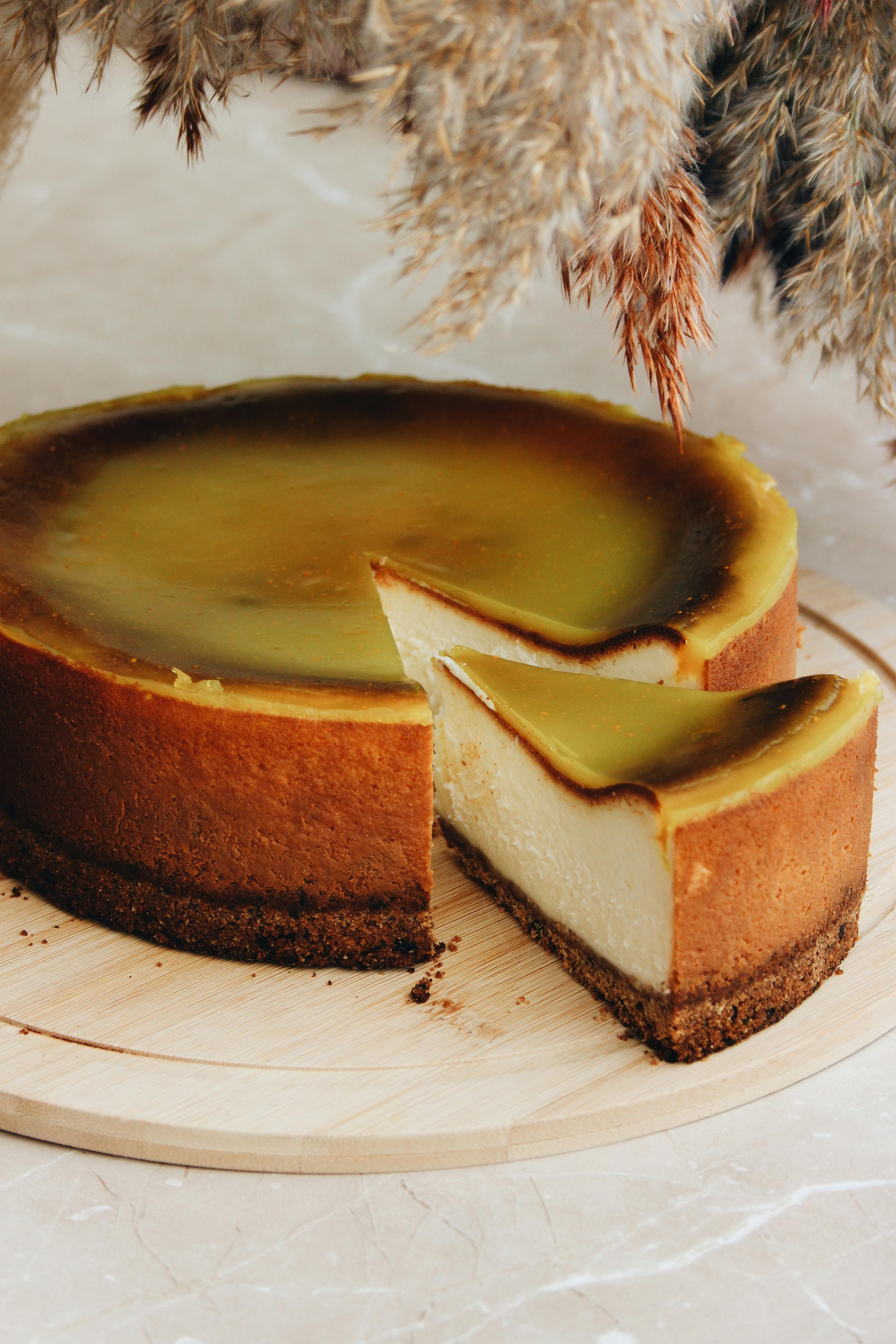 cheesecake on a wooden plate
