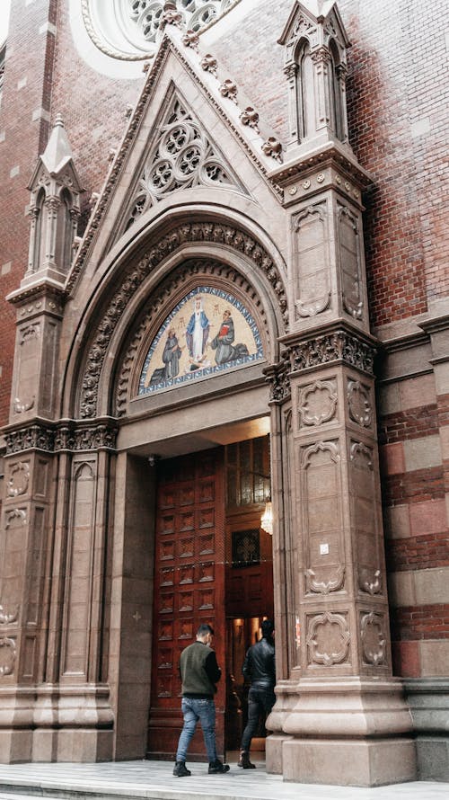Immagine gratuita di chiesa, entrata, facciata