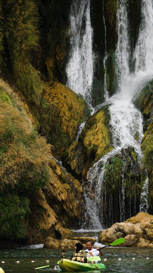 Kostenloses Stock Foto zu berg, draußen, fluss