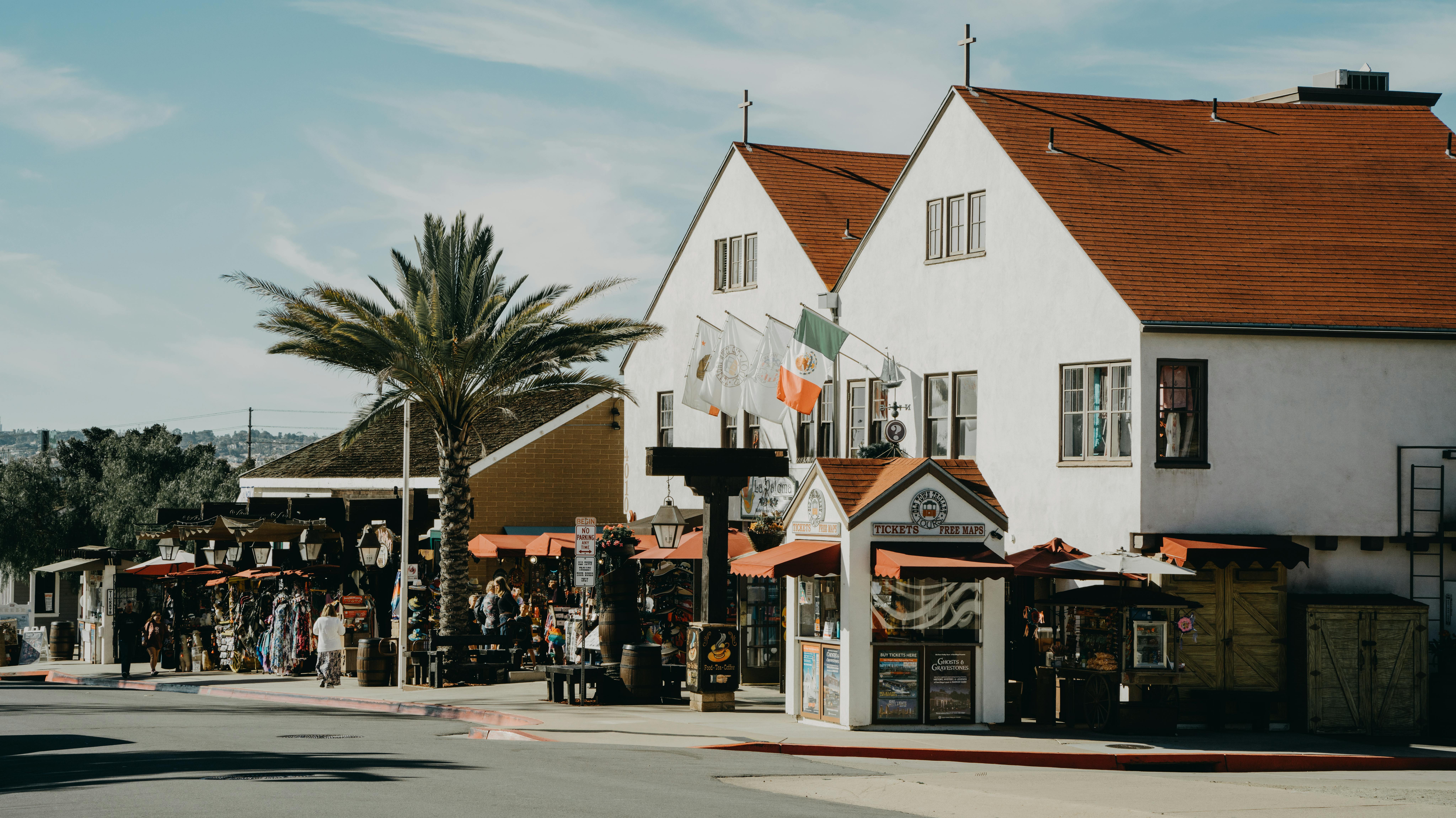 Best Happy Hour Spots in the Conejo Valley