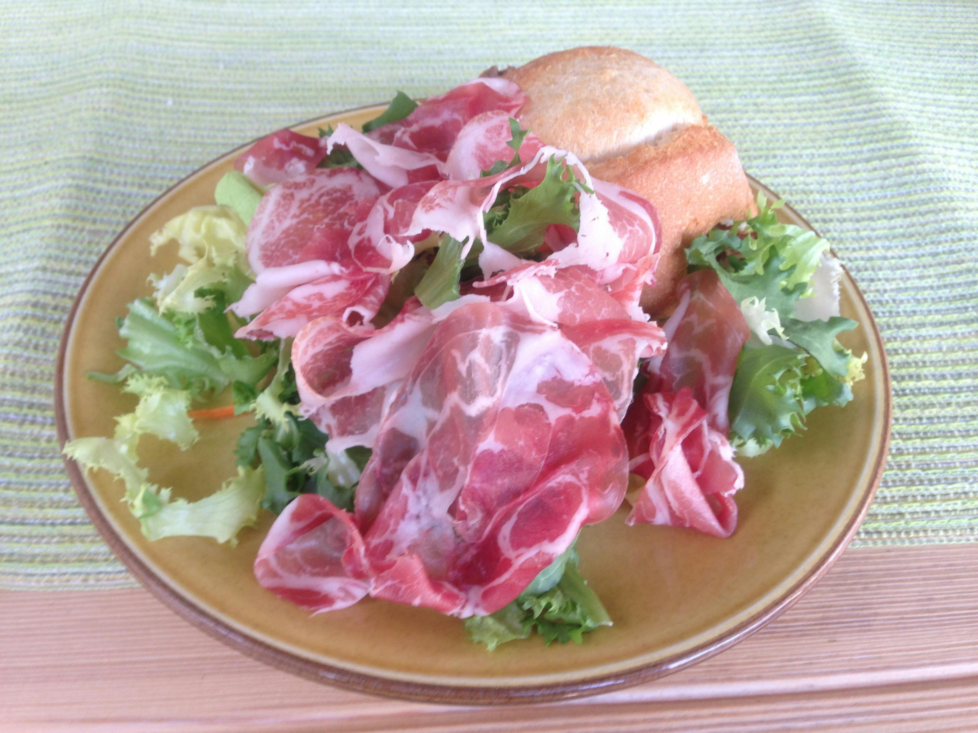 Free stock photo of green, Ham & salad, sliced cured ham