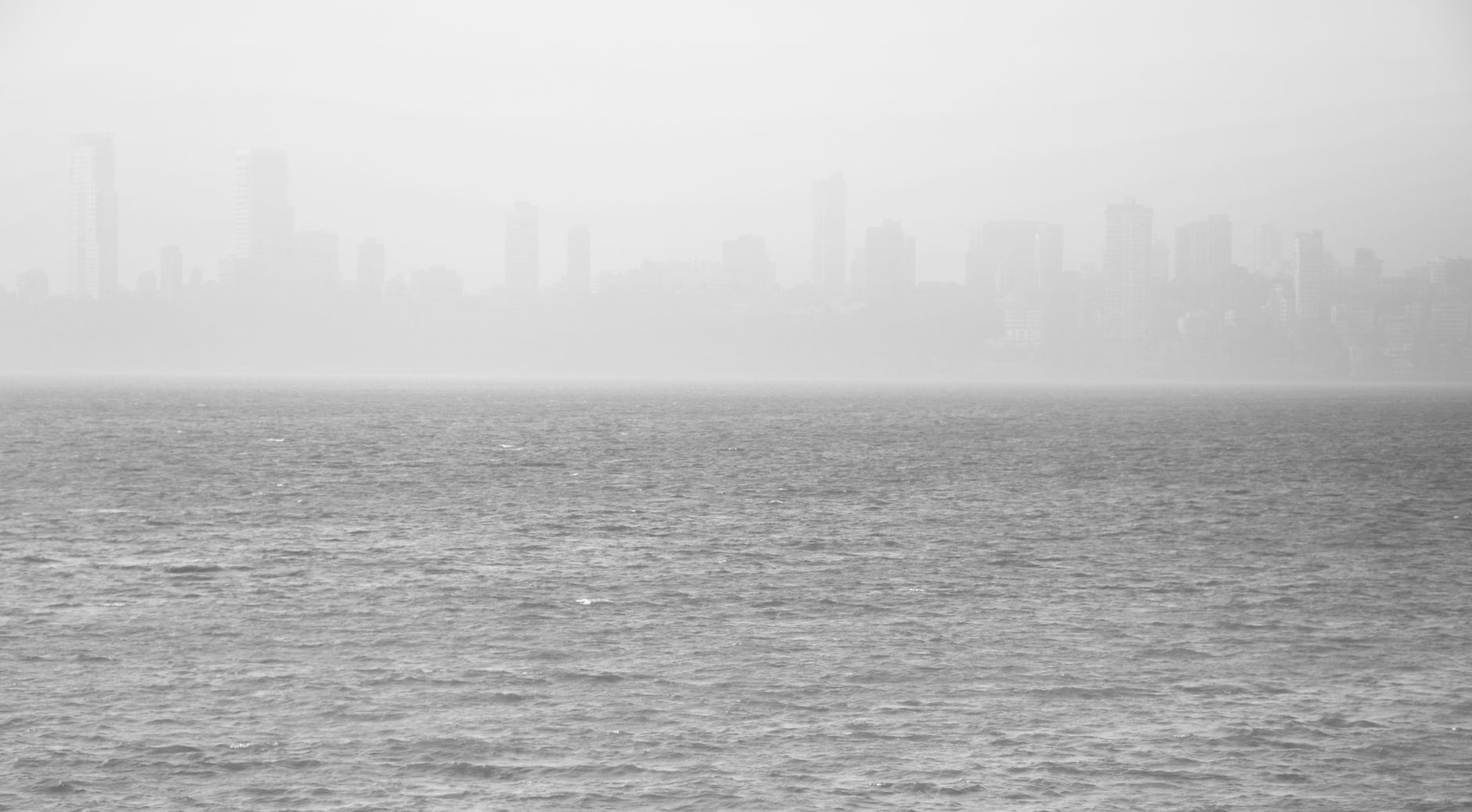 Mumbai AQI at 127 as humid easterly winds persist