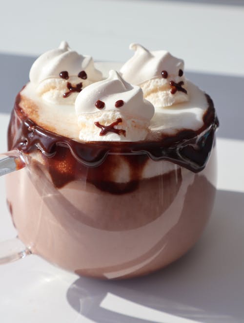 Free Close-up of a Dessert with Coffee and Cream Stock Photo