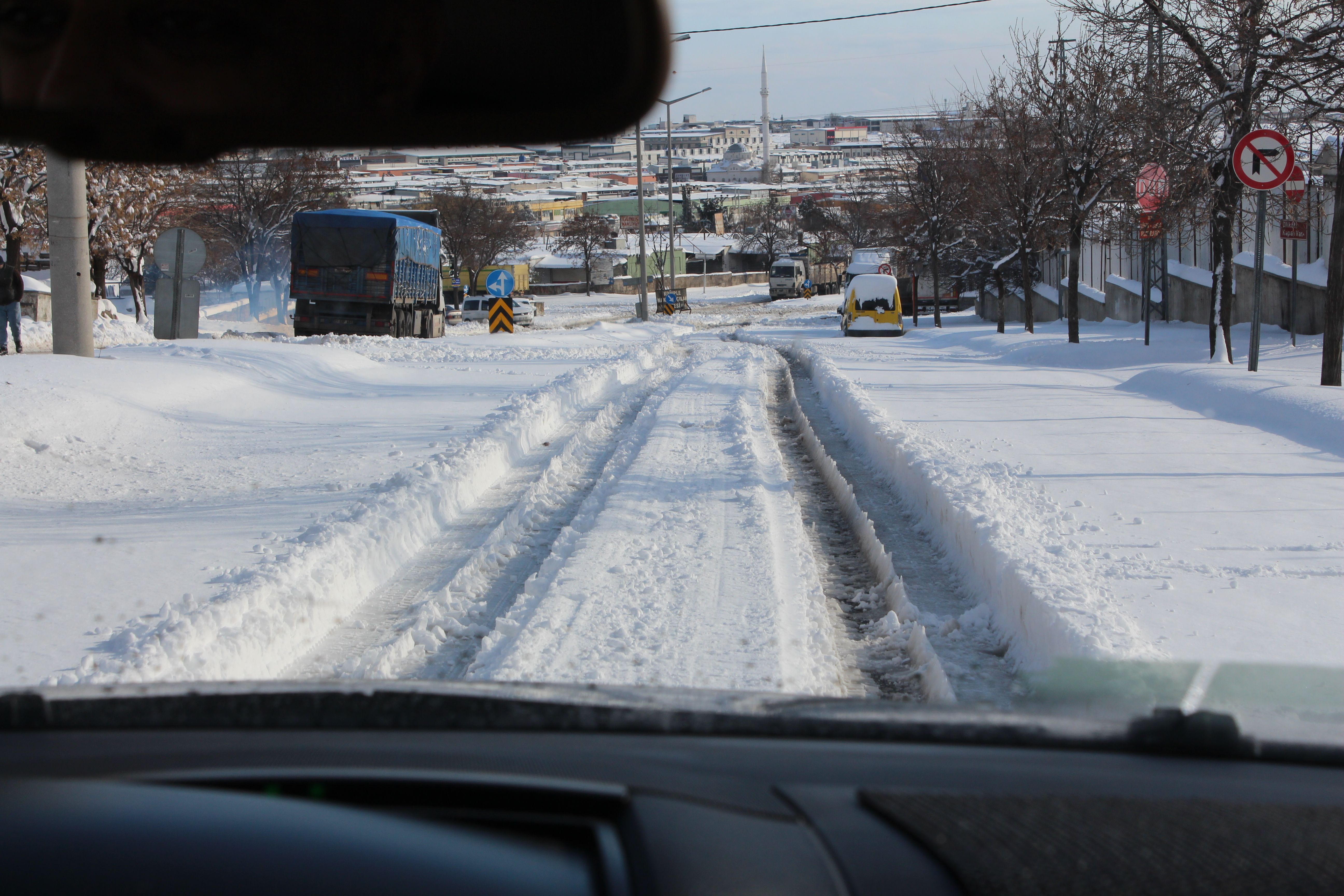 Trafic reluat pe A7 și DN2 în zona Buzău după viscol și vreme severă