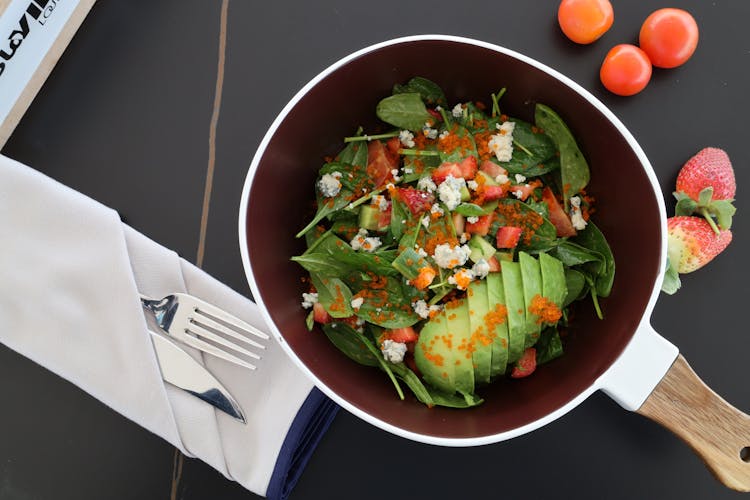 Spinach Salad With Avocado