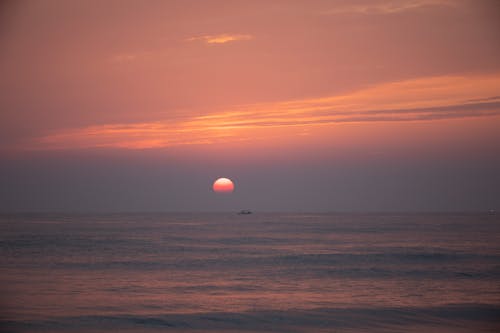 Бесплатное стоковое фото с безмятежный, восход, горизонт