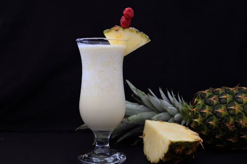 Gratis arkivbilde med alkoholholdig, ananas, cocktail