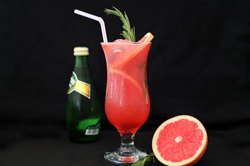 Kostenloses Stock Foto zu cocktail, cocktailglas, erfrischung