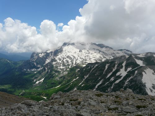 Free stock photo of cloud, green mountains, mountain top