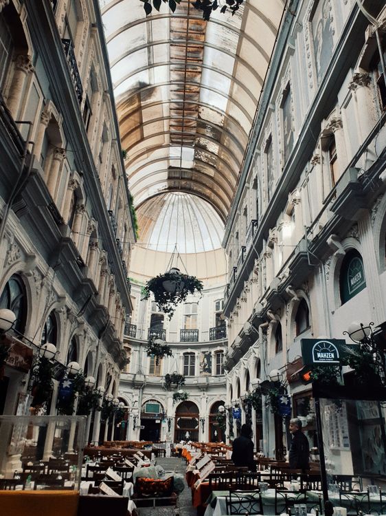 Beautiful view of Comfortable Rude Luxury Building Historic Kept