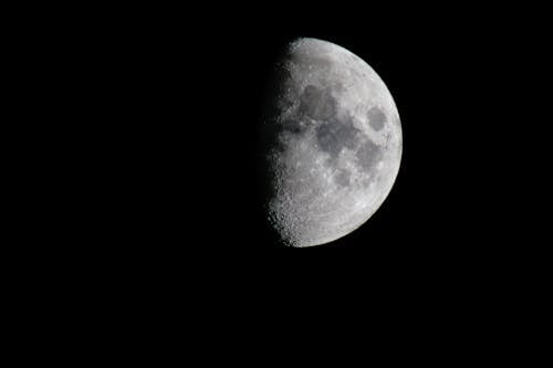 Free The Moon in the Night Sky  Stock Photo