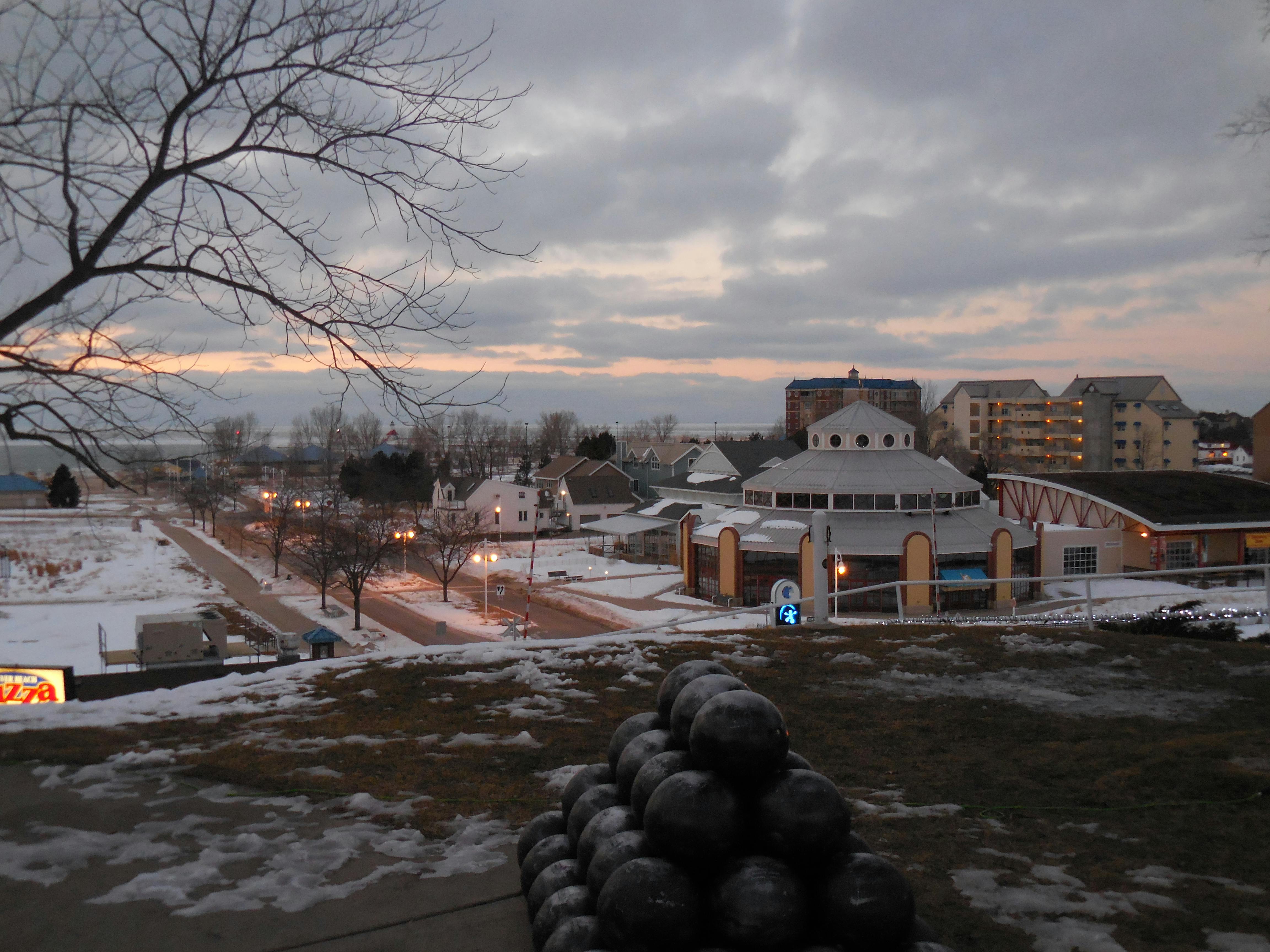 Free stock photo of Grey winter sky, lake michigan, midwest winter