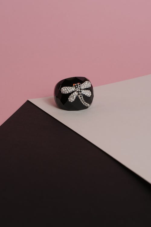 Free stock photo of bague, black roses, butterfly