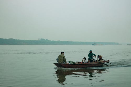 Balık tutmak, göl, gün doğumu içeren Ücretsiz stok fotoğraf