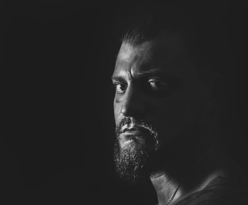 Free Mans Face in Grayscale Photography Stock Photo