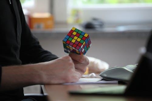 Immagine gratuita di cubo di rubik, ufficio