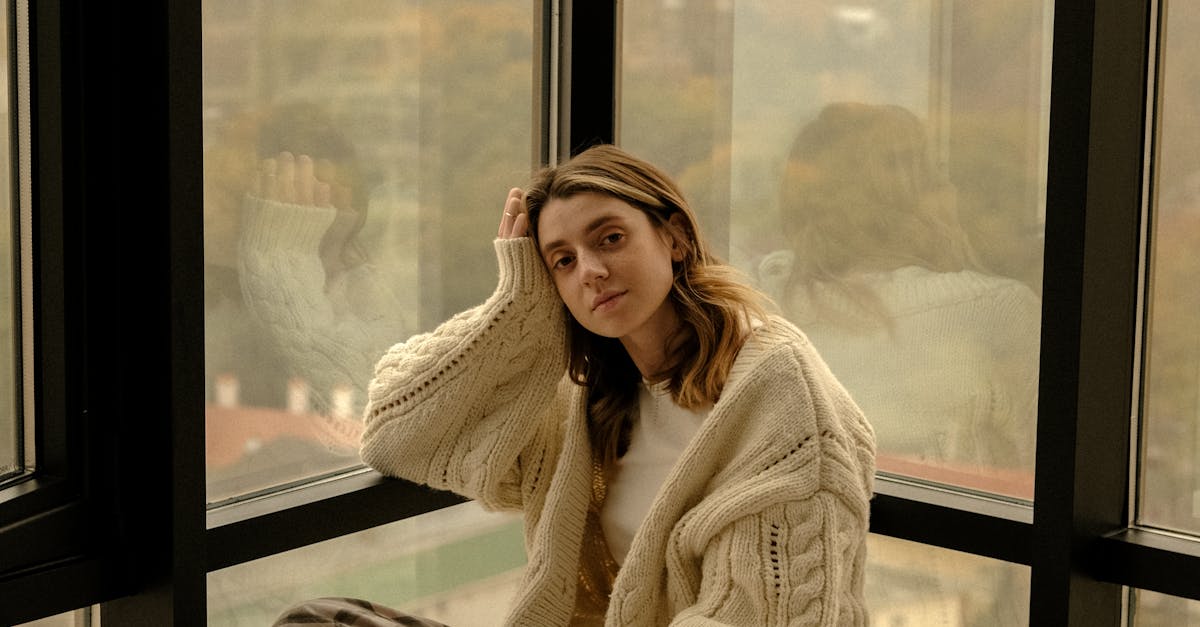 How to hem trousers by hand