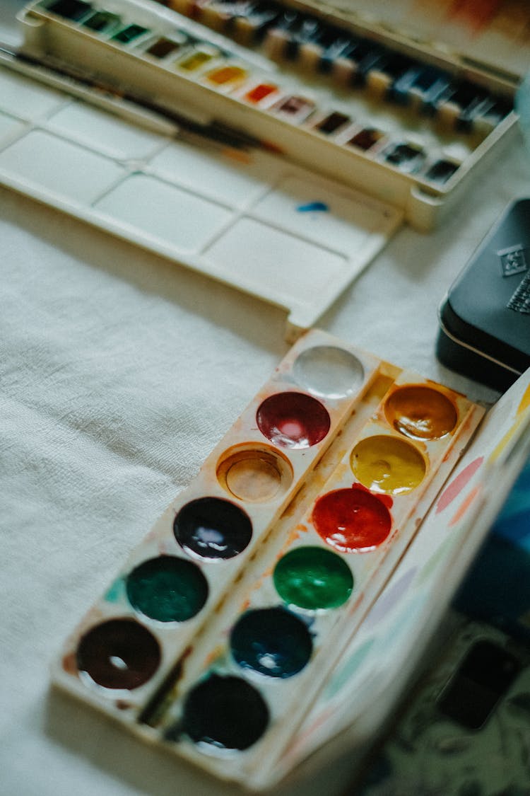 Paints On Palette